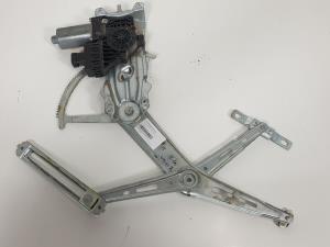 ELEVALUNAS DELANTERO DERECHO 101250200 OPEL ZAFIRA A Autodesguaces Alicante