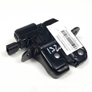 CERRADURA MALETERO / PORTON 905039428R NISSAN MICRA V (K14) Autodesguaces Alicante