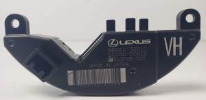 MODULO ELECTRONICO 864A133010 LEXUS ES (XZ10) Autodesguaces Alicante