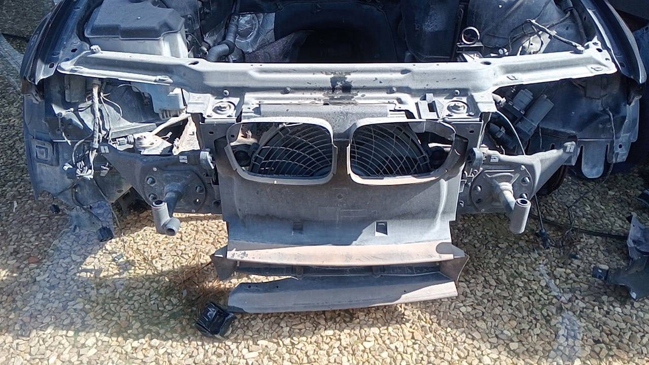 PANEL FRONTAL