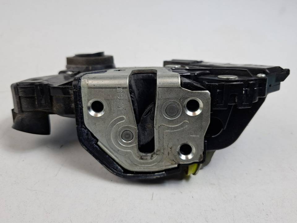 CERRADURA PUERTA DELANTERA IZQUIERDA TOYOTA YARIS (KSP9/SCP9/NLP9) Autodesguaces Alicante