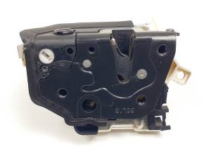 CERRADURA PUERTA TRASERA IZQUIERDA 8X0839015 AUDI A1 (8X) Autodesguaces Alicante