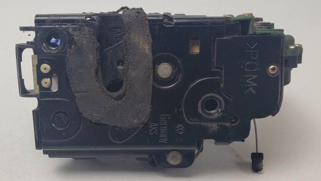 CERRADURA PUERTA DELANTERA DERECHA - 3B1837016B - VOLKSWAGEN - POLO (9N3)