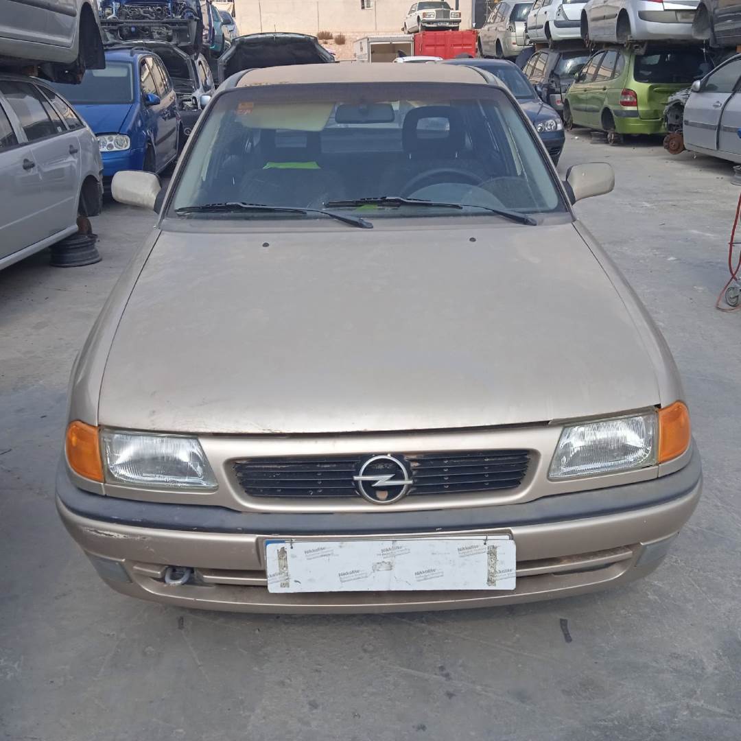 OPEL ASTRA F BERLINA (1991 - 1998)
