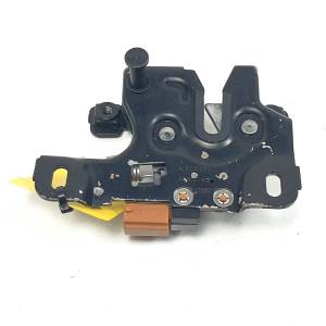 CERRADURA CAPOT 8L0823509K AUDI A3 (8L) Autodesguaces Alicante