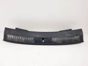 MOLDURAS TRASERAS L0270732A LAND ROVER RANGE ROVER VELAR Autodesguaces Alicante