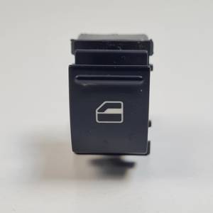 MANDO ELEVALUNAS DELANTERO DERECHO 7L6958855B VOLKSWAGEN POLO (6R1) Autodesguaces Alicante