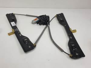 ELEVALUNAS DELANTERO IZQUIERDO 931400104 JEEP CHEROKEE (KL) Autodesguaces Alicante