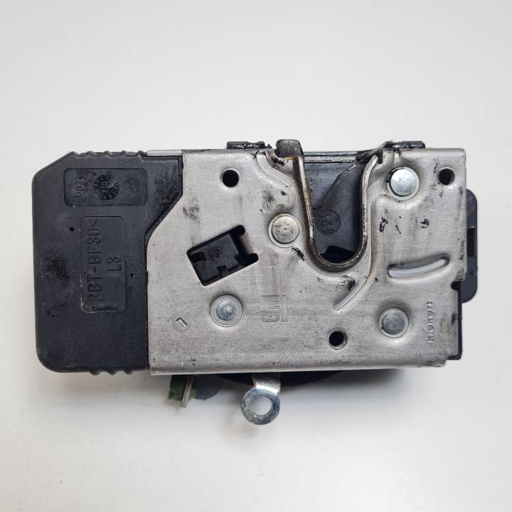 CERRADURA PUERTA DELANTERA IZQUIERDA 24434884 OPEL CORSA C Autodesguaces Alicante