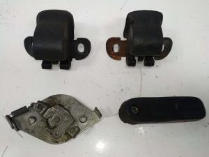 CERRADURA PUERTA TRASERA DERECHA 7700303592 RENAULT KANGOO (F/KC) Autodesguaces Alicante