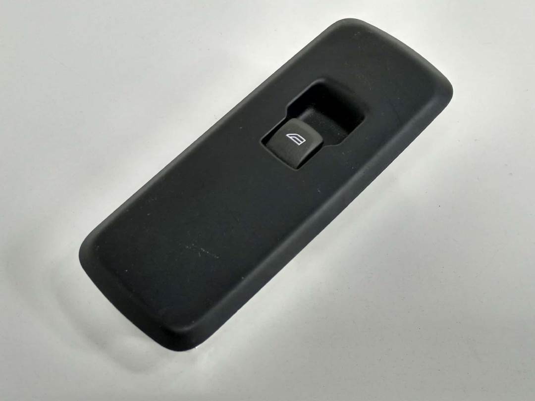 MANDO ELEVALUNAS TRASERO DERECHO - AH2214717AB - LAND ROVER - RANGE ROVER SPORT (L320)