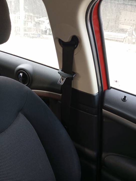 CINTURON SEGURIDAD DELANTERO IZQUIERDO