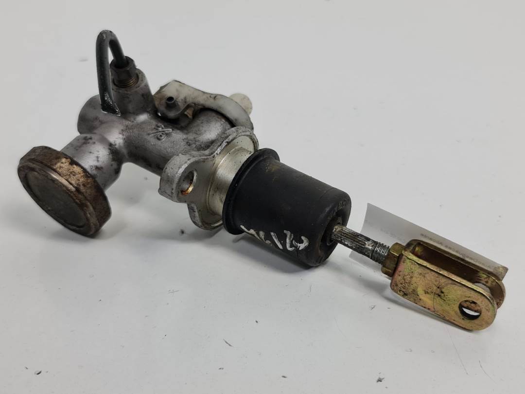 BOMBA EMBRAGUE - NABC0 - NISSAN - NAVARA PICK-UP (D40M)