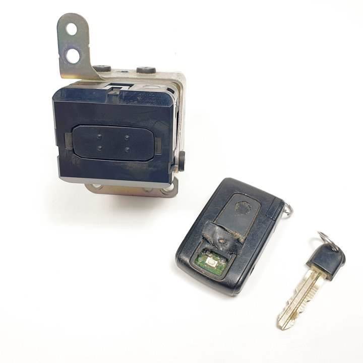 ANTIRROBO - 626399000 - TOYOTA - COROLLA VERSO (R1)