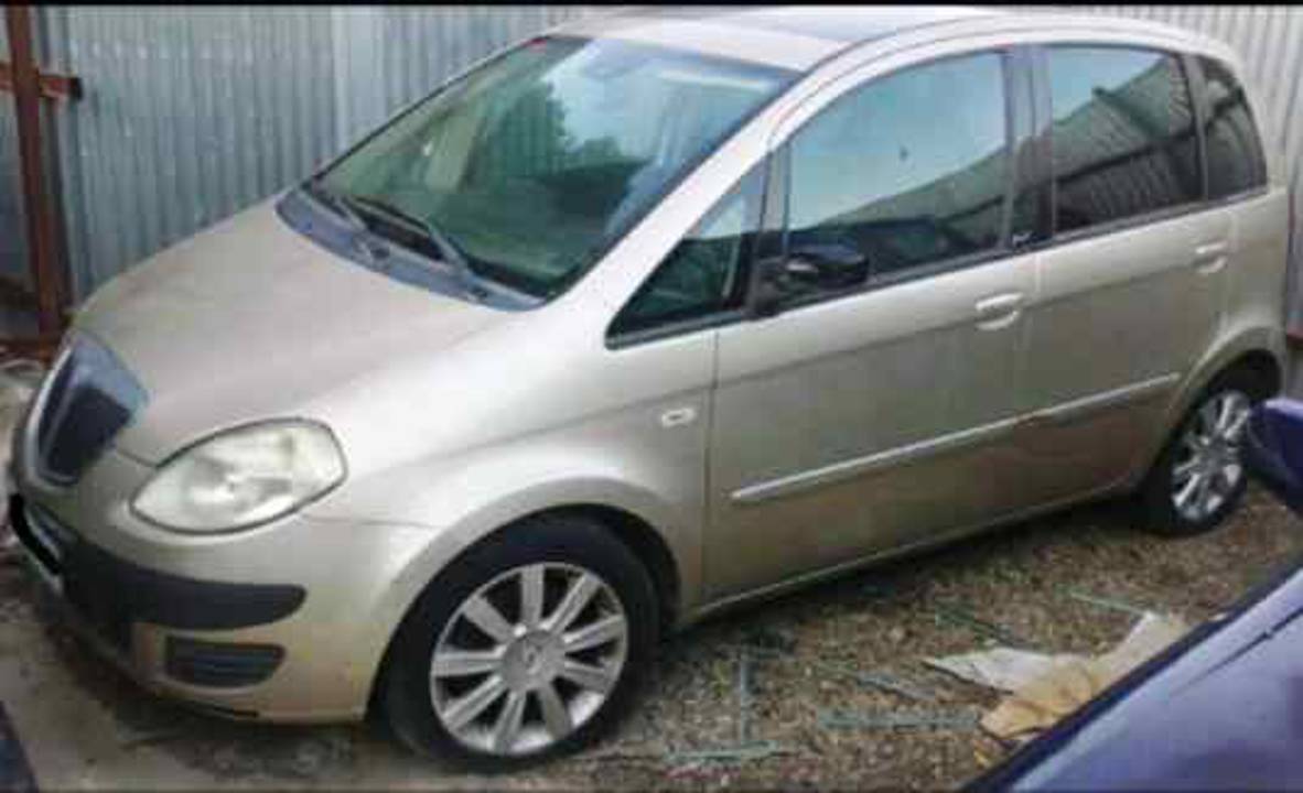Imagen del vehículo LANCIA MUSA (184)