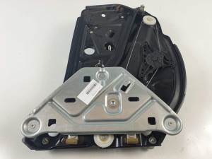 ELEVALUNAS TRASERO DERECHO A2056790203 MERCEDES CLASE C CABRIO (BM 205)(6.2016->) Autodesguaces Alicante