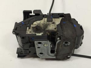 CERRADURA PUERTA TRASERA DERECHA 825020499R RENAULT MEGANE III SPORT TOURER Autodesguaces Alicante