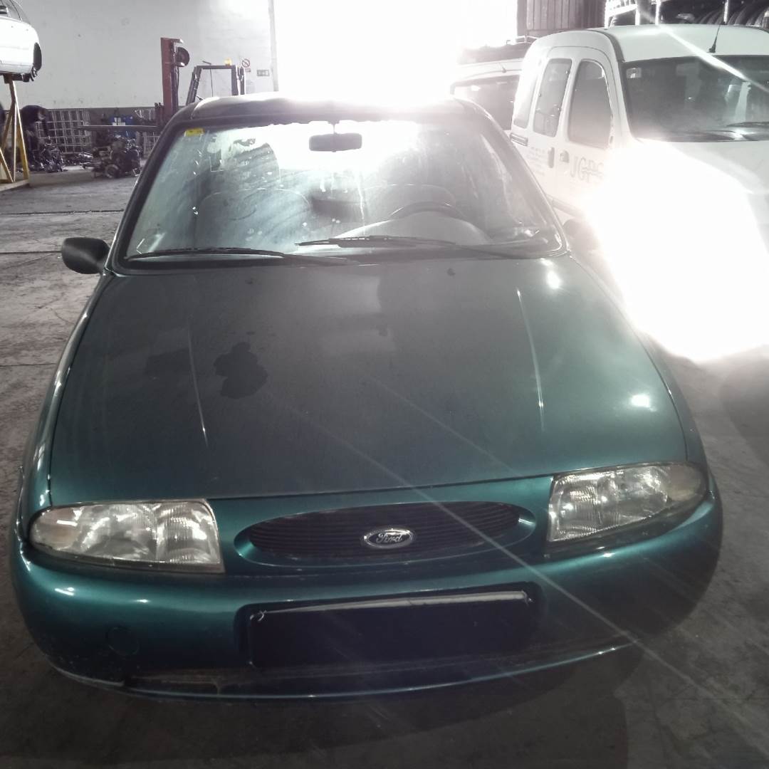 FORD FIESTA BERLINA (1995 - 1999)