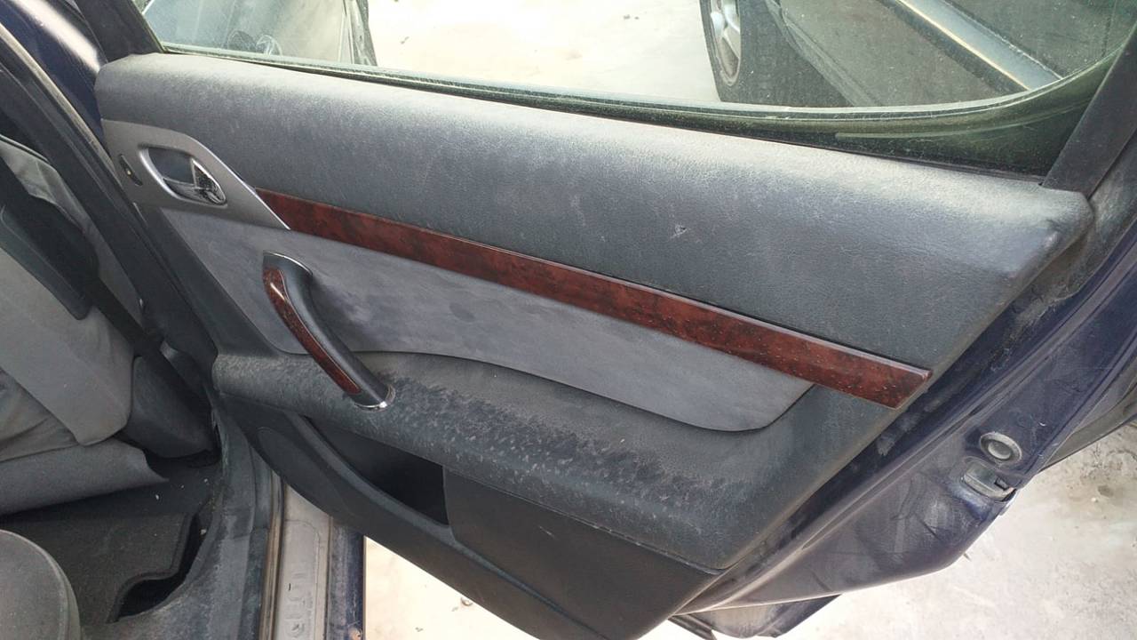 Imagen del vehículo PEUGEOT 407