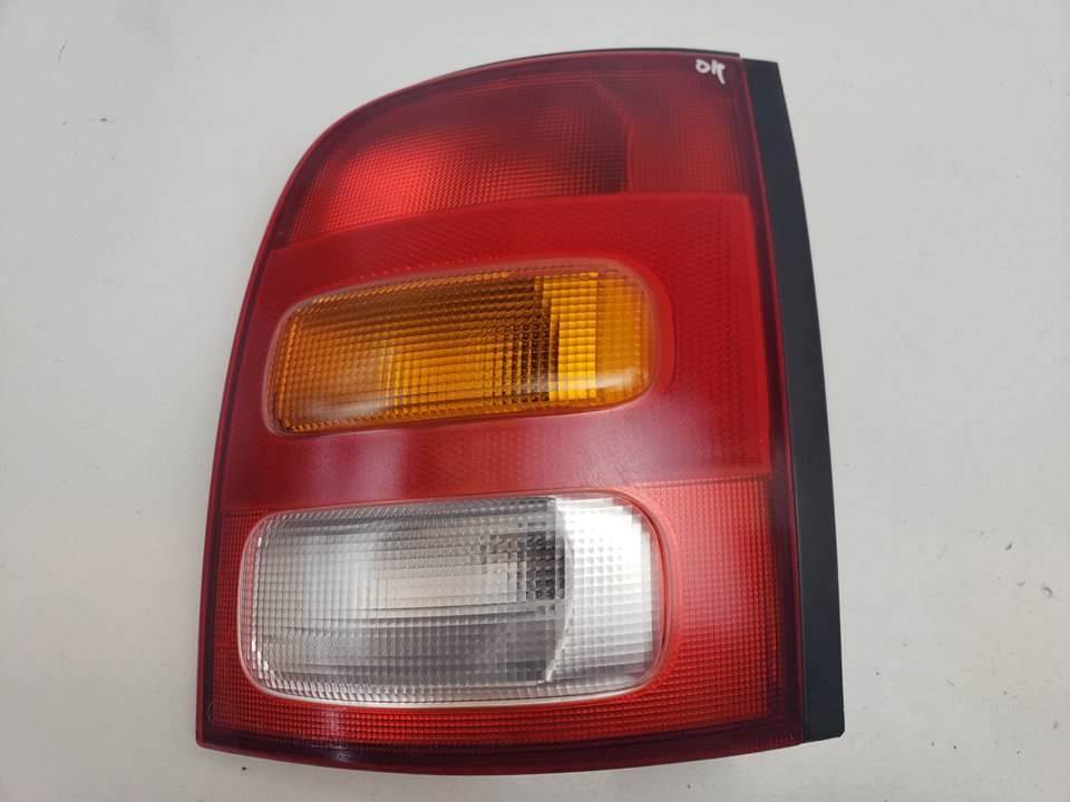 PILOTO TRASERO DERECHO - 265506F600 - NISSAN - MICRA (K11)
