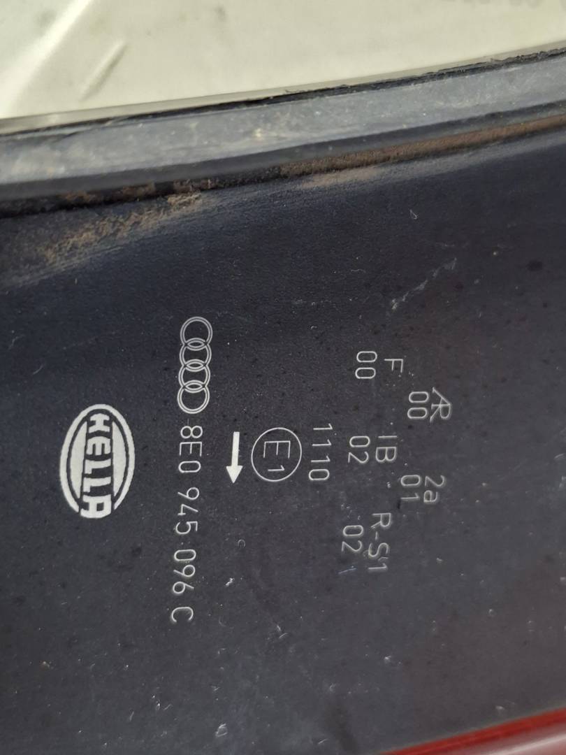 Foto 4 de Piloto Trasero Derecho Audi A4 Berlina (8e) (2000–2004)