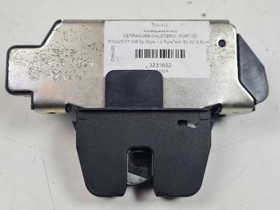 CERRADURA MALETERO / PORTON 9694643680 PEUGEOT 208 Autodesguaces Alicante