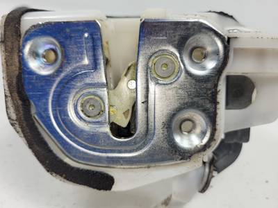 CERRADURA PUERTA TRASERA IZQUIERDA F97G02L1 MAZDA 6 KOMBI (GH) Autodesguaces Alicante