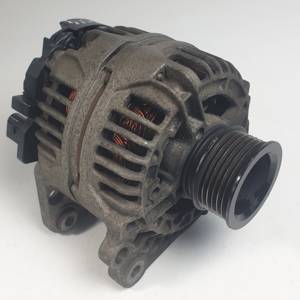ALTERNADOR 028903028 VOLKSWAGEN GOLF IV BERLINA (1J1) Autodesguaces Alicante