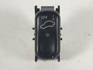 INTERRUPTOR 2108205910 MERCEDES CLASE CLK (W208) CABRIO Autodesguaces Alicante