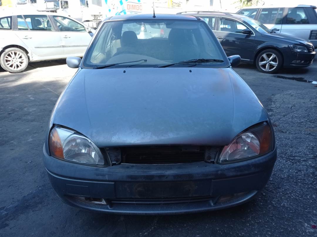 FORD FIESTA BERLINA (DX) (1999 - 2002)