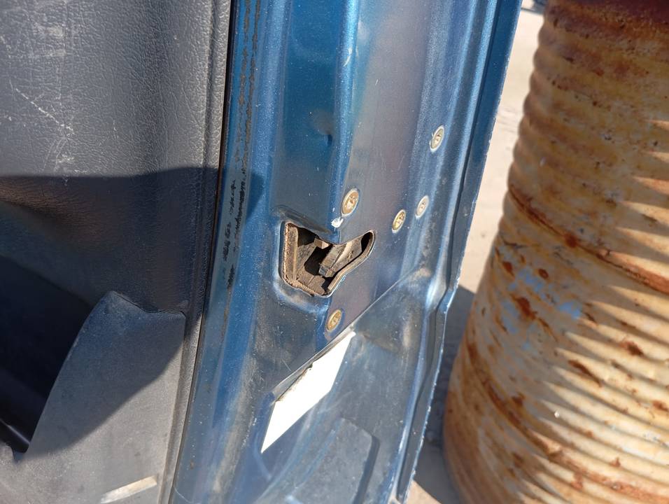 CERRADURA PUERTA DELANTERA DERECHA