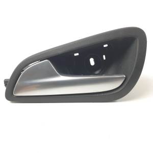 MANETA INTERIOR TRASERA IZQUIERDA AM51U22601BEW FORD FOCUS LIM. (CB8) Autodesguaces Alicante