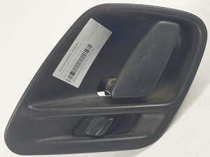 MANETA INTERIOR DELANTERA IZQUIERDA 5FX73TRM JEEP GR.CHEROKEE (WJ/WG) Autodesguaces Alicante