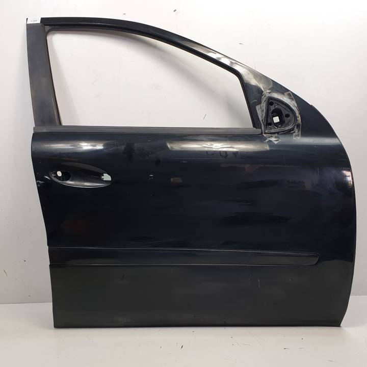 PUERTA DELANTERA DERECHA MERCEDES CLASE M (W164) Autodesguaces Alicante