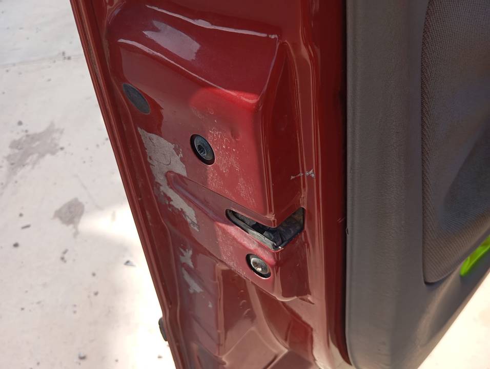CERRADURA PUERTA DELANTERA IZQUIERDA