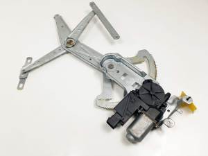 ELEVALUNAS DELANTERO DERECHO 93362662RH OPEL MERIVA Autodesguaces Alicante