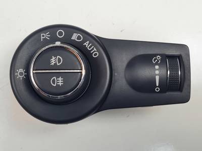 MANDO LUCES P68156036AB JEEP CHEROKEE (KL) Autodesguaces Alicante