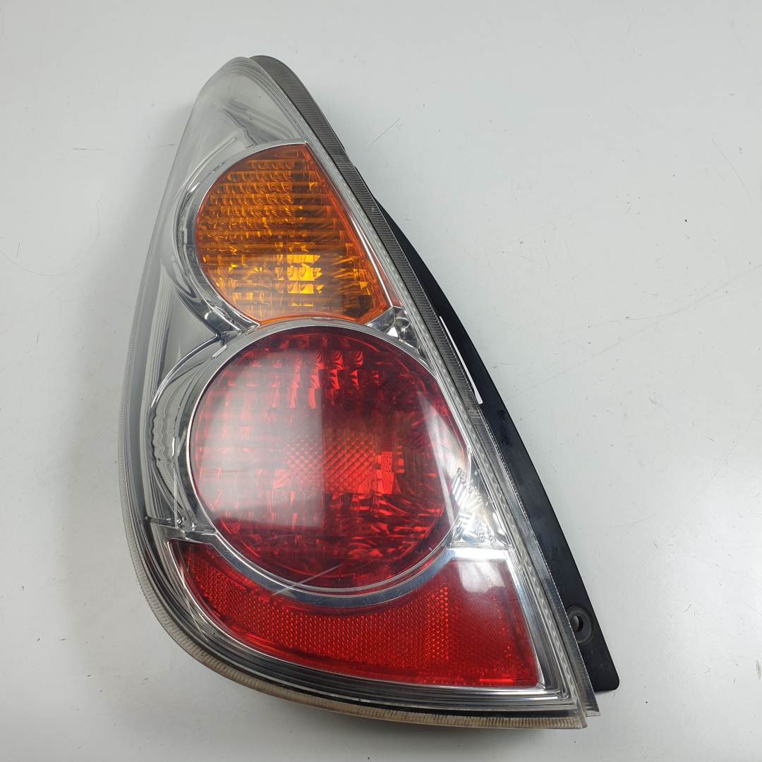 PILOTO TRASERO IZQUIERDO - 3560354G1L - SUZUKI - LIANA RH (ER)