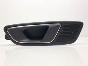 MANETA INTERIOR TRASERA IZQUIERDA 5F4839113B SEAT LEON (5F1) Autodesguaces Alicante
