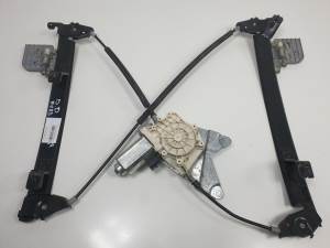 ELEVALUNAS DELANTERO DERECHO FORD STREETKA (CCS) Autodesguaces Alicante
