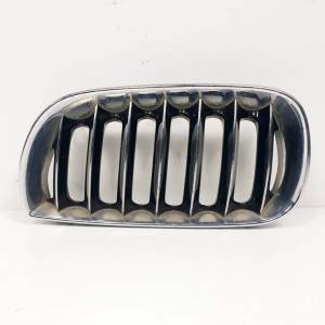 REJILLA DELANTERA 5113340290902 BMW X3 (E83) Autodesguaces Alicante