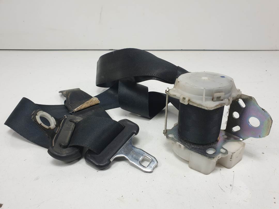 CINTURON SEGURIDAD TRASERO DERECHO - H073811 - TOYOTA - AYGO (KGB/WNB)