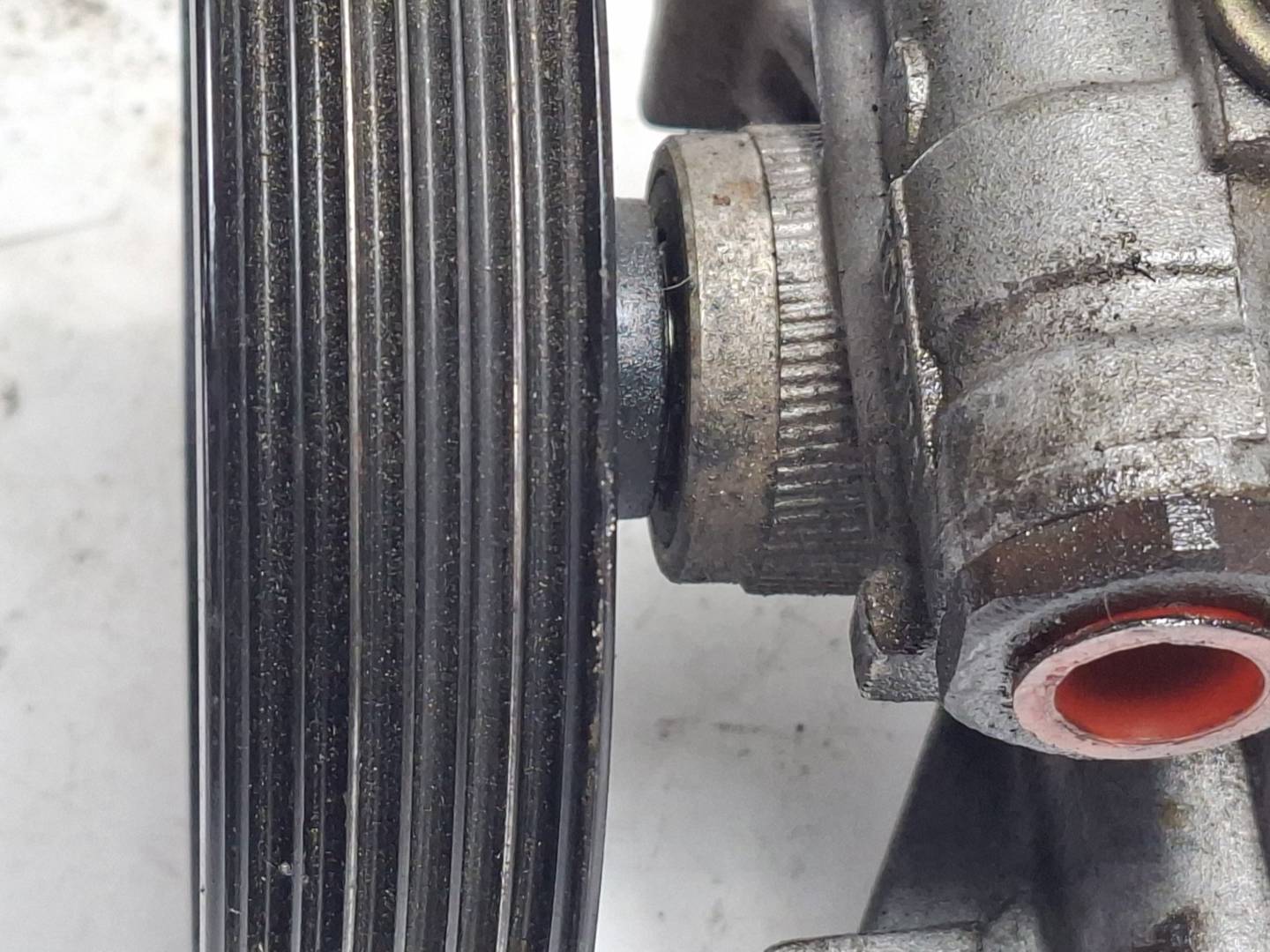 Foto 3 de Bomba Direccion Ford Tourneo Connect (tc7) (2002–2013)