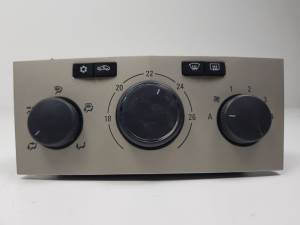 MANDO CALEFACCION / AIRE ACONDICIONADO 13250623 OPEL ZAFIRA B Autodesguaces Alicante