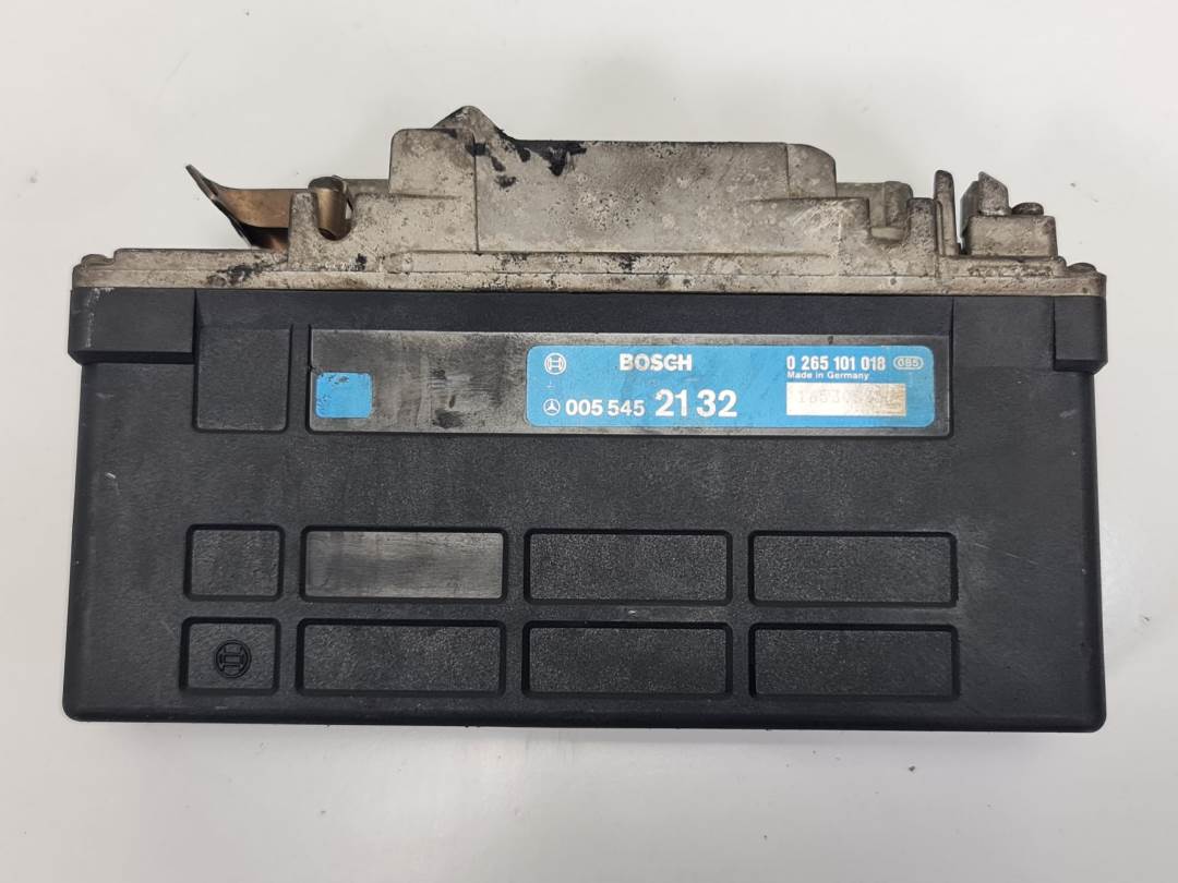 Calculateur ABS - 0265101018 - MERCEDES - 300 D (W124) BERLINA