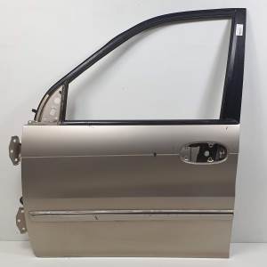 PUERTA DELANTERA IZQUIERDA KIA CARNIVAL Autodesguaces Alicante