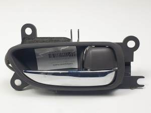 MANETA INTERIOR TRASERA DERECHA 6920730060 LEXUS GS (GS/US/WS19) Autodesguaces Alicante