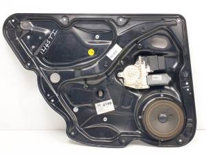 ELEVALUNAS TRASERO IZQUIERDO 1K0959703F VOLKSWAGEN PASSAT BERLINA (3C2) Autodesguaces Alicante