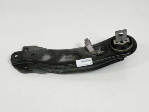 BRAZO SUSPENSION INFERIOR TRASERO DERECHO A2463530043 MERCEDES CLASE GLA (W156) Autodesguaces Alicante