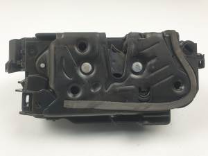 CERRADURA PUERTA DELANTERA DERECHA B6A5TB837016A SKODA FABIA Autodesguaces Alicante